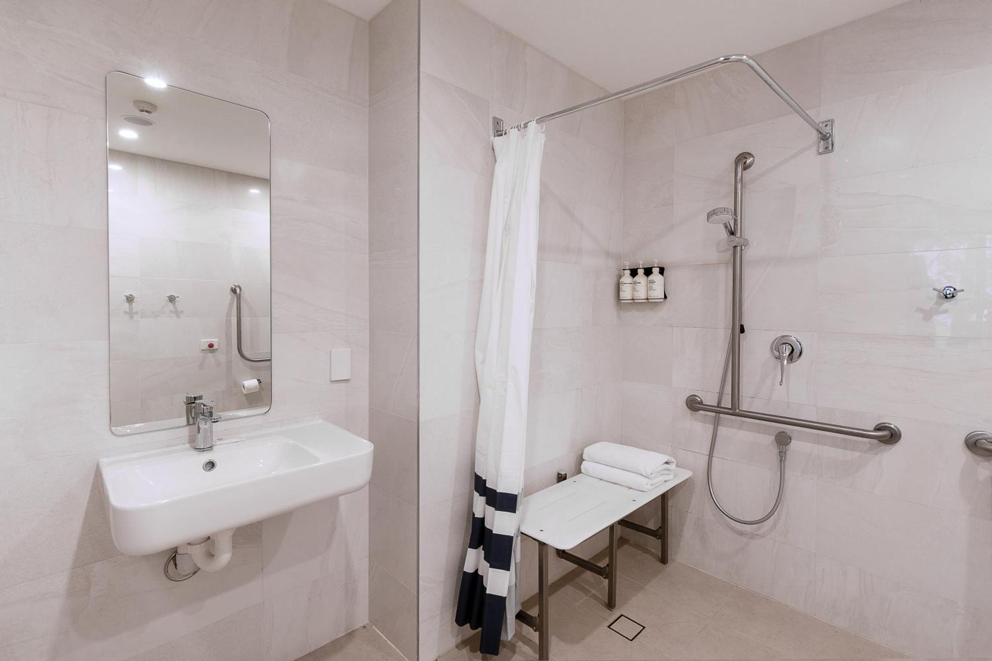 Kith Hotel Darling Harbour Sydney Exterior photo